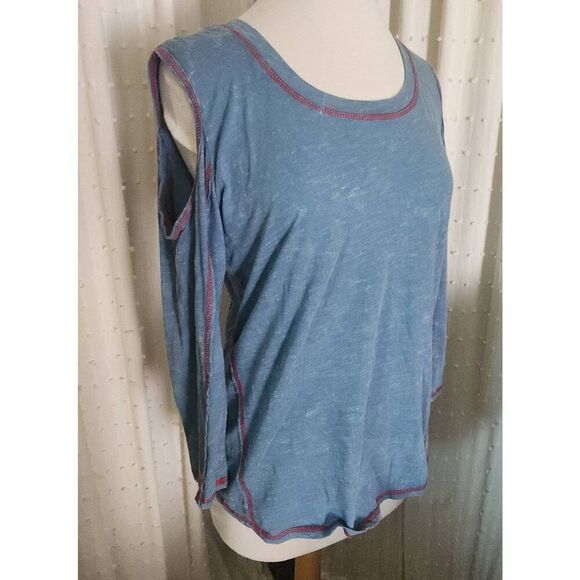 T50 Panhandle Slim country western cold shoulder knit top - Picture 1 of 9